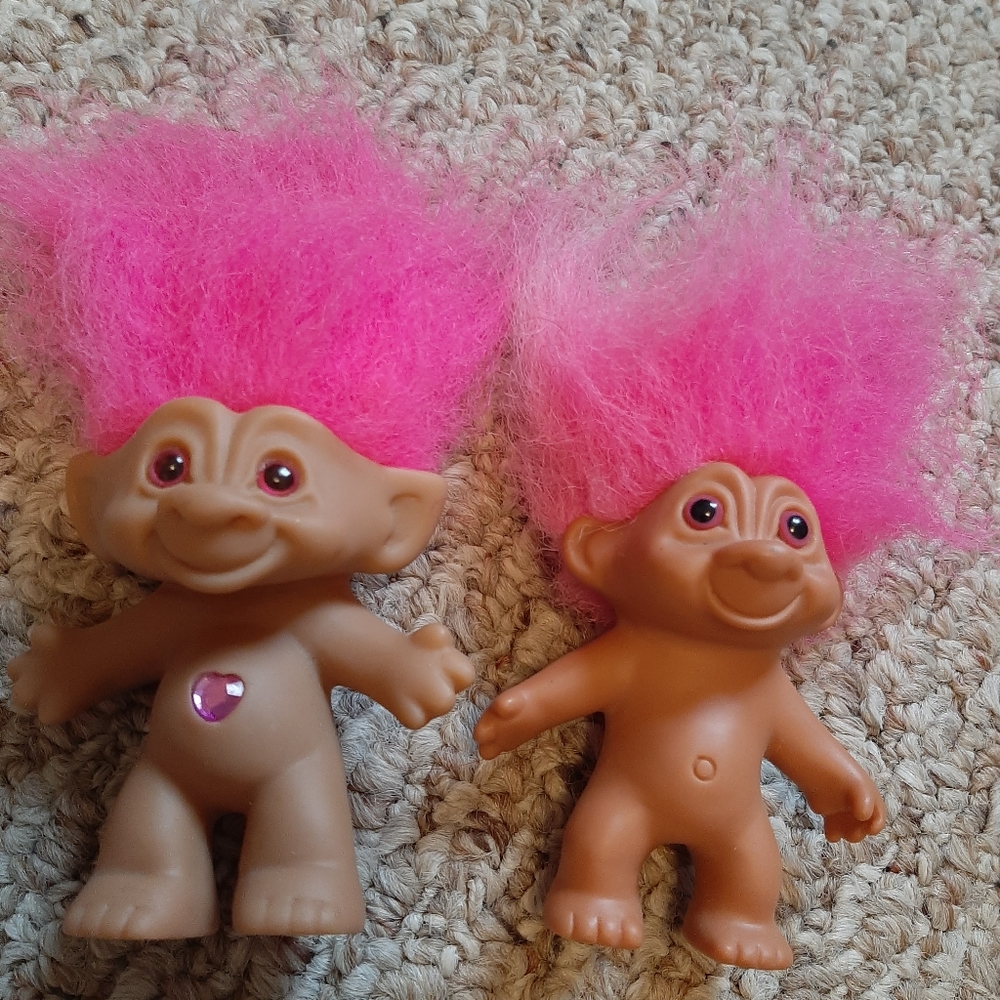 4 vintage Troll figures